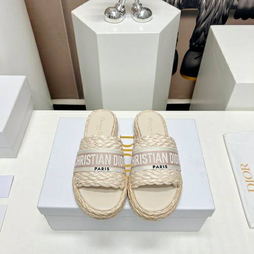 Picture of Dior Shoes Women _SKUfw134592253fw